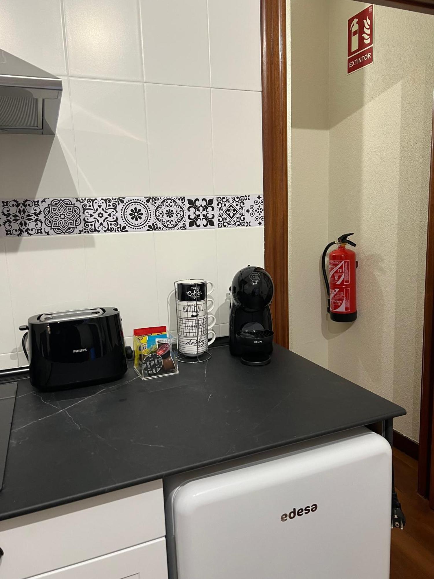 Apartamentos Val De Comillas Quarto foto